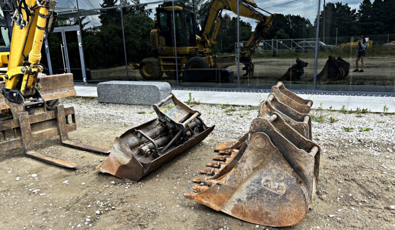KOMATSU PW 118 MR-8 KOPARKA KOŁOWA full