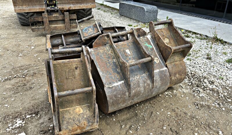 KOMATSU PW 118 MR-8 KOPARKA KOŁOWA full