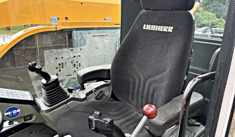 LIEBHERR A 910 COMPACT KOPARKA KOŁOWA full