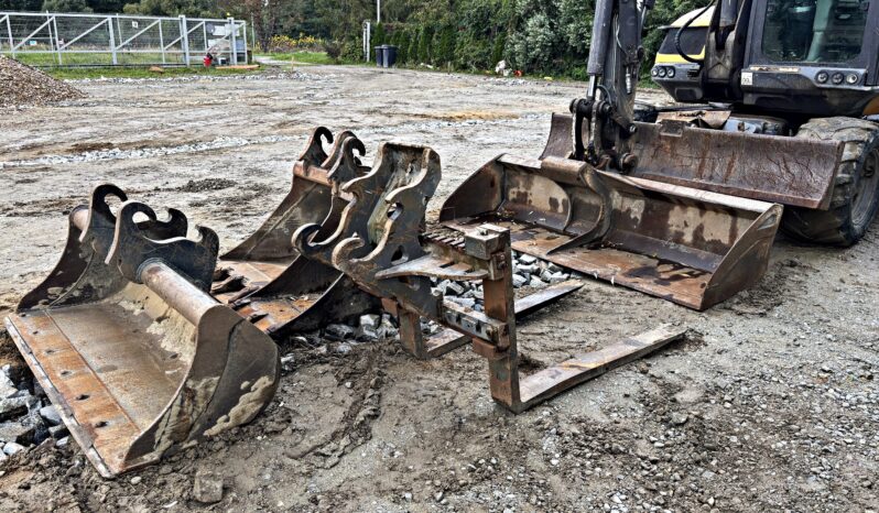 MECALAC 9 MWR KOPARKA KOŁOWA full