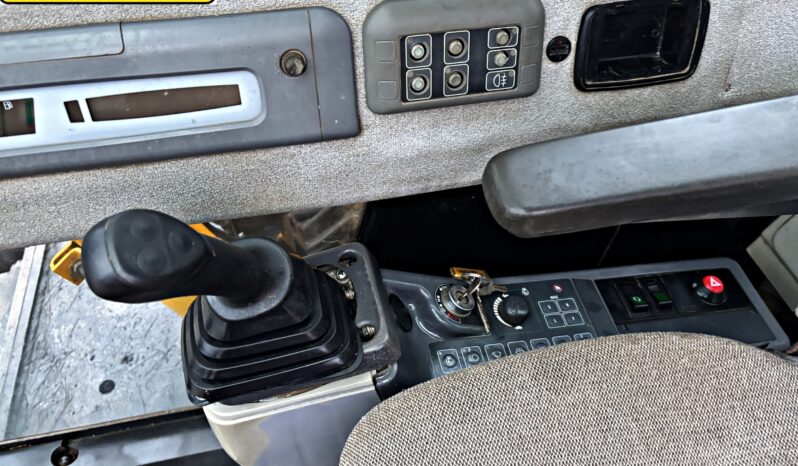 JCB JS 130 W KOPARKA KOŁOWA full