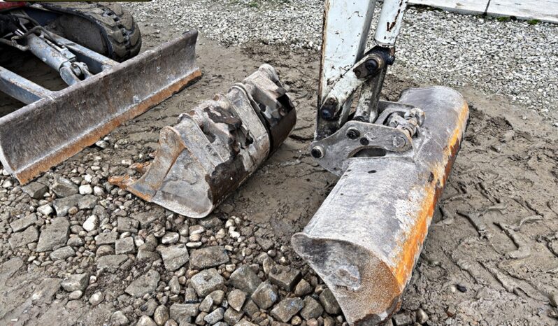 TAKEUCHI TB228 MINI-KOPARKA full