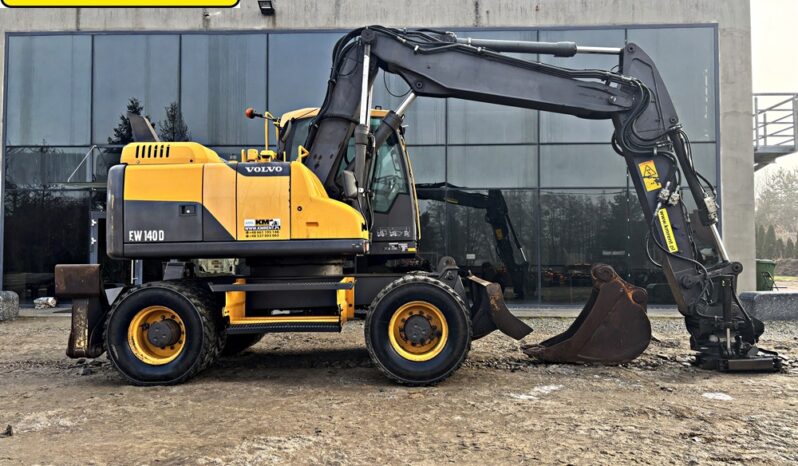 VOLVO EW 140 D KOPARKA KOŁOWA Z GŁOWICĄ OBROTOWA ZE SZCZYPCAMI full
