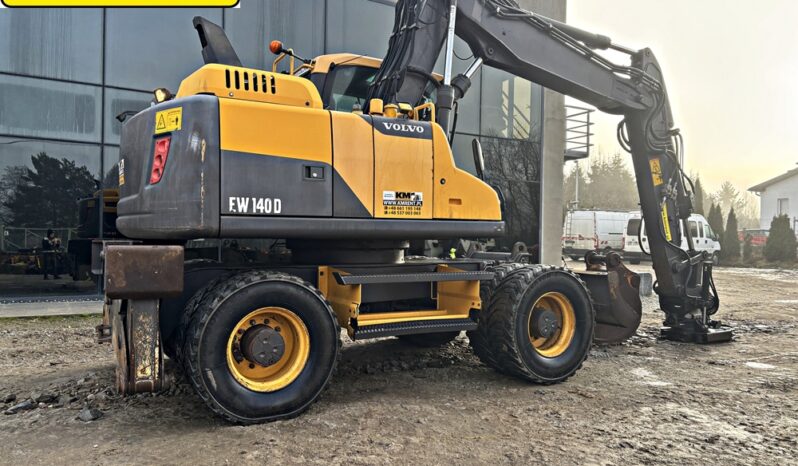 VOLVO EW 140 D KOPARKA KOŁOWA Z GŁOWICĄ OBROTOWA ZE SZCZYPCAMI full
