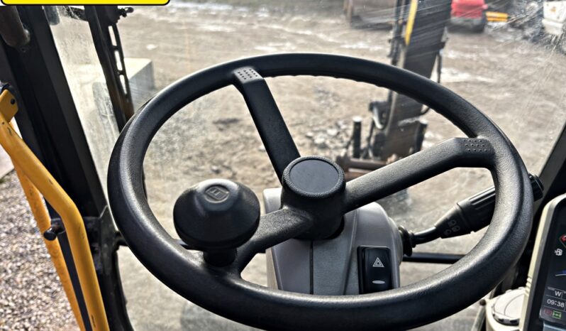 VOLVO EW 140 D KOPARKA KOŁOWA Z GŁOWICĄ OBROTOWA ZE SZCZYPCAMI full