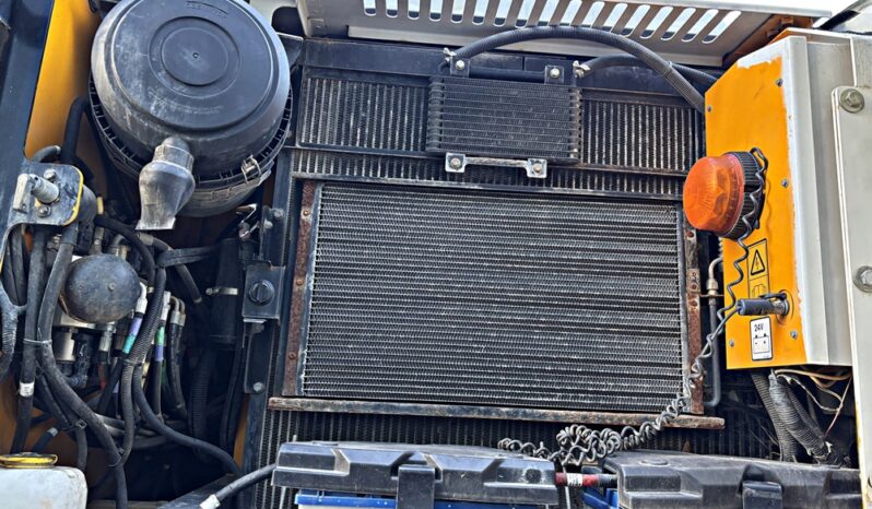 JCB JS 175 WTT4 KOPARKA KOŁOWA full