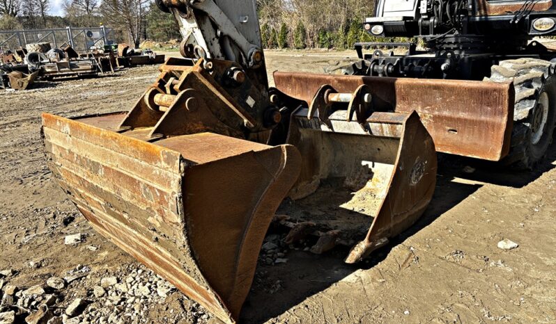 JCB JS 175 WTT4 KOPARKA KOŁOWA full