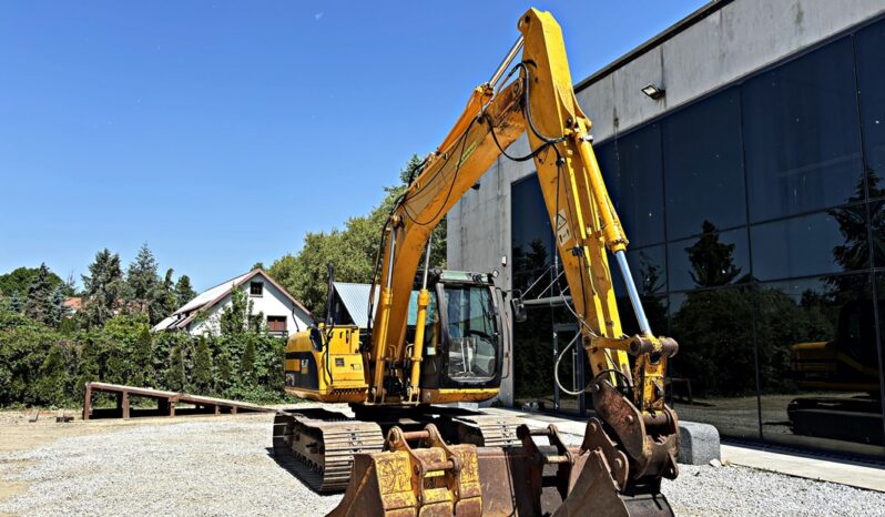 JCB JS 130 KOPARKA GĄSIENICOWA full