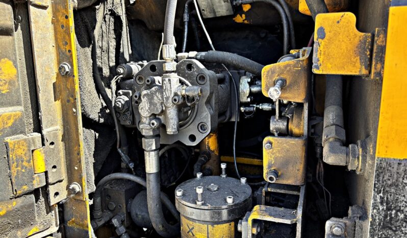 JCB JS 130 KOPARKA GĄSIENICOWA full