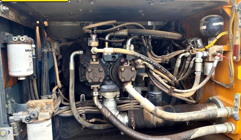 LIEBHERR R924LC KOPARKA GĄSIENICOWA full