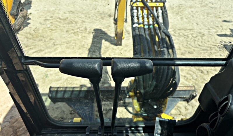 KOMATSU PC26MR-3 MINI-KOPARKA full