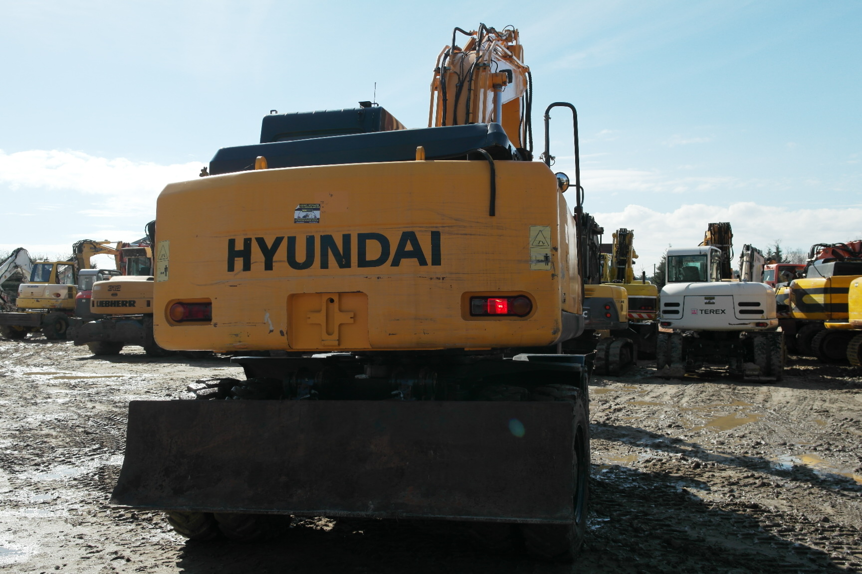 Hyundai robex 170w 7