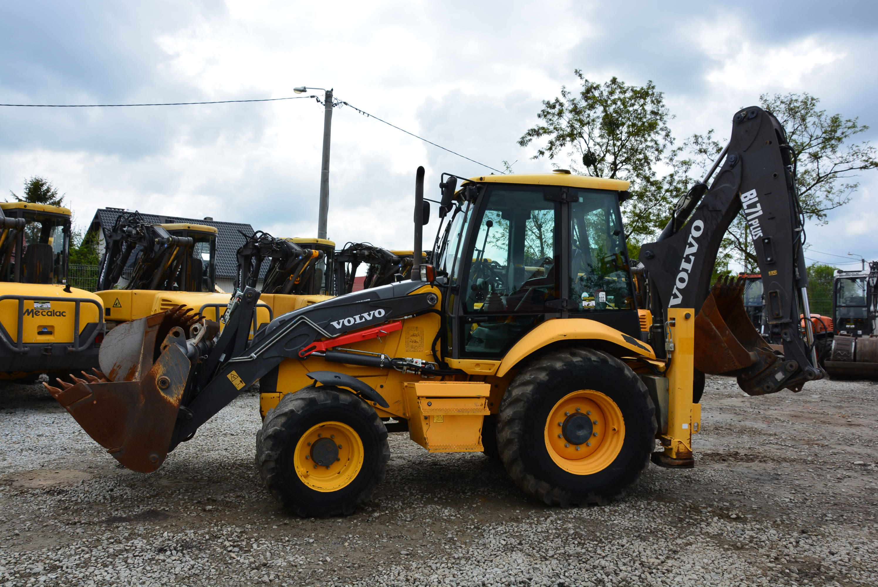 VOLVO BL71 KOPARKOŁADOWARKA JCB CAT KM Rent