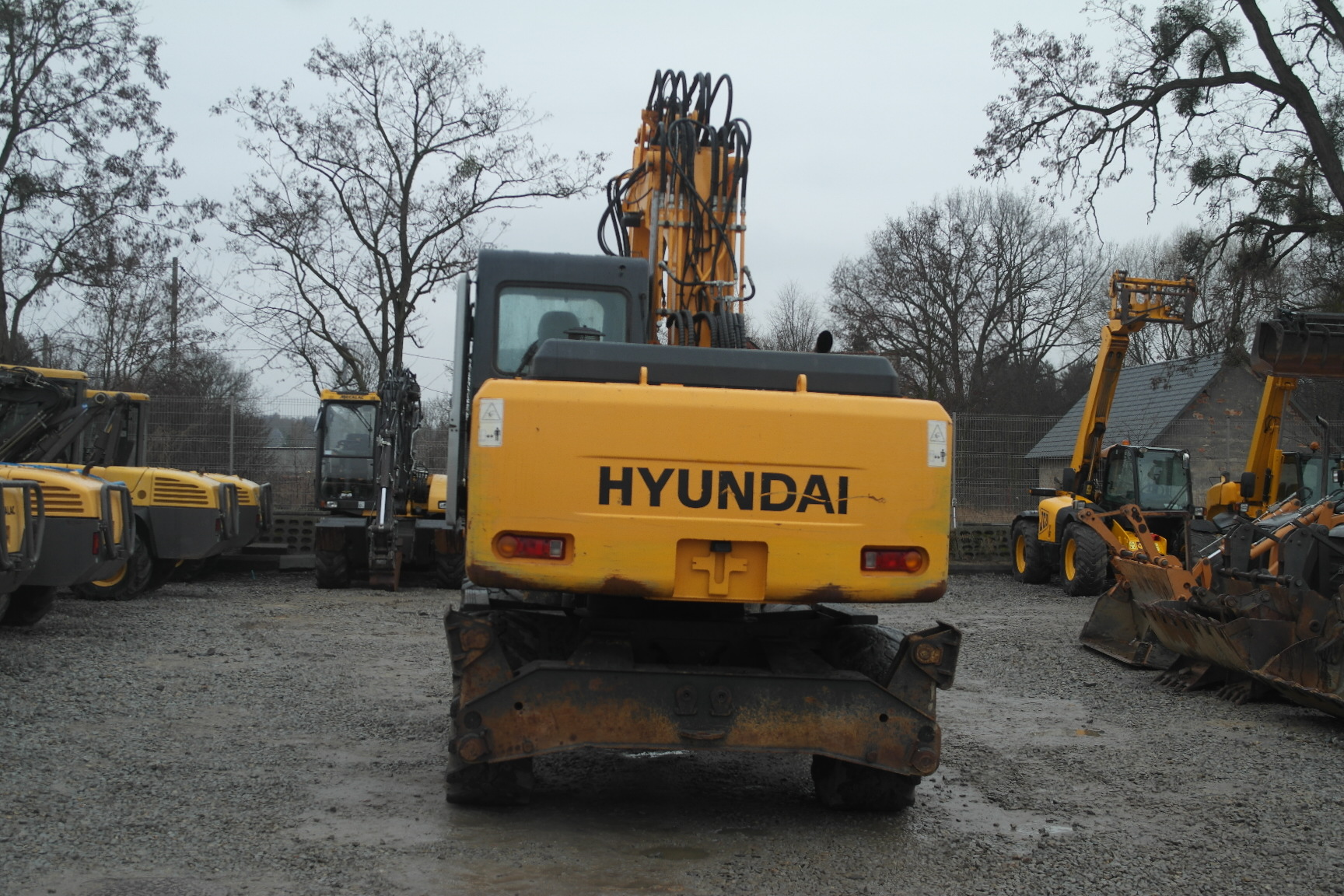 Hyundai robex 140w 7